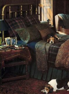 Dark Academia Aesthetic Room Decor, Academia Aesthetic Room, Dark Academia Aesthetic Room, Ralph Lauren Bedroom, Ralph Lauren Bedding, English Country Decor, English Decor, English Country Style