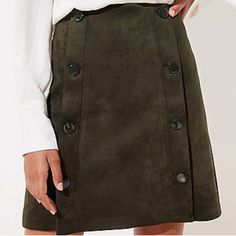 Never Worn, Purchased In Fall 2019. Perfect Condition. First Photo Not Mine Loft Outfits, Olive Green Skirt, Faux Suede Skirt, Multicolor Skirt, Classic Coats, Suede Skirt, Plaid Mini Skirt, Casual Work Outfits, Stripe Skirt