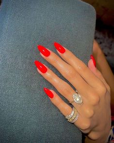 Almond Nail Solid Color Ideas, Bright Red Oval Nails, Almond Nails For Valentine's Day, Gel X Red Nails, Long Almond Red Nails, Old Money Red Nails, Red Acyrilics Nails, Mat Red Nails, Red Oval Nails With Design