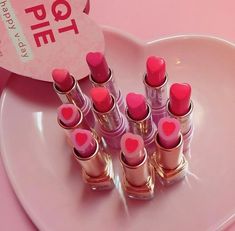 Lovecore Aesthetic, Inspiration Tattoos, My Funny Valentine, Pink Vibes, Everything Pink, Red Aesthetic, Pink Lips, Pretty Makeup, Cute Makeup