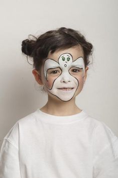 kid halloween ghost makeup - Buscar con Google Halloween Face Paint For Kids Boys, Ghost Makeup Kids, Heloween Make Up, Basic Halloween Face Paint, Kids Skeleton Face Paint, Black Cat Face Paint, Children In Need Face Paint, Half Painted Face Halloween, Boys Halloween Facepaint