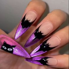 cat-bat-Halloween-designed-cat-eye-press-on-nails-show Black Red Halloween Nails, Halloween Coffin Nail Ideas, Red Gothic Nails, Nail Bat, Nail References, Halloween Bat Nails, Pedi Designs, Bat Nails, Nagel Tips