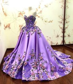 Tangled Quinceanera Theme, Fantasy Protagonist, Lilac Ball Gown, Aurora Outfit, Embroidery Essentials, Purple Ball Gown, Rapunzel Wedding, Fashion Design Inspiration, Purple Gown