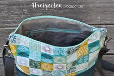 stoffiges, wolliges, urlaubiges und sonstiges Mein Blog über das, was ich in meiner Freizeit gerne tue: nähen, häkeln, DIY, kreativsein, reisen, fotografieren und so einiges mehr. Shoulder Bag, Handbags, Design