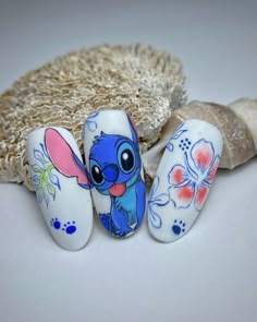 Stitch Christmas Nails, Nail Art Stitch, Stitch Nail Designs, Lilo And Stitch Nails, Stitch Nail Art, Nail Tech Quotes, Nailinspo Nailart, Royal Blue Nails