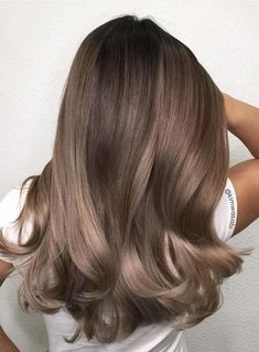 Classic Womens Haircuts, Brunette Ombre, Ash Brown Hair Color, Brown Hair Shades, Brown Hair Looks, Ash Brown Hair, Bronde Hair, Brunette Color, Brown Hair Balayage