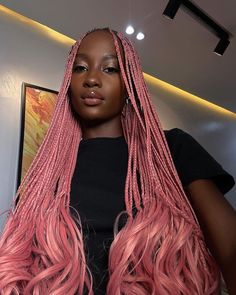 Black And Pink Box Braids With Curls, Box Braids Hairstyles Pink, Light Pink Braids Black Women, Pink Short Braids, Pink Braids With Curls, Pink French Curl Braids, Blonde And Pink Box Braids, Pink Goddess Braids, Pink Hair Braids