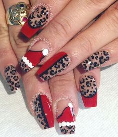 Animal Print Christmas Nails, Christmas Leopard Print Nails, Leopard Print Christmas Nails, Cheetah Print Christmas Nails, Leopard Christmas Nails, Cheetah Christmas Nails, Christmas Cheetah Nails, Christmas Leopard Nails, Trendy Oval Nails