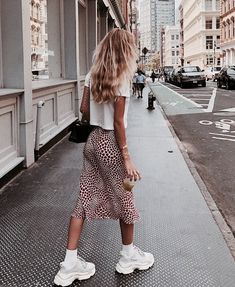 Fashion School Outfits, Summer Street Style, Summer Street, Looks Street Style, Street Style Summer, Plaid Skirt, 가을 패션, Street Style Looks