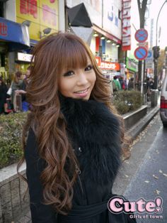 Gyaru Brown Hair, Japanese Gyaru, Pretty Curls, Korean Hair Color, Tan Face