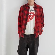 Size: Large New Without Tags Unisex Flannel Trendy Relaxed Fit Flannel Shirt, Retro Streetwear Shirt For Fall, Plaid Tops With Pockets For Streetwear, Trendy Collared Cotton Flannel Shirt, Trendy Cotton Collared Flannel Shirt, Red Collared Shirt For Streetwear, Red Winter Shirt For Streetwear, Plaid Cotton Flannel Shirt For Streetwear, Black Flannel Tops With Pockets