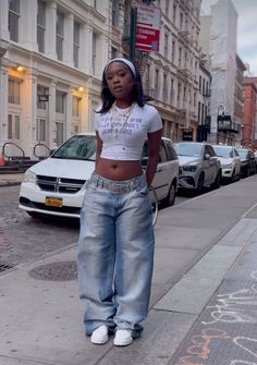 Y2k Outfits Blue, Denim Ootd, Street Style Outfits Casual, Outfits 2000s, Pretty Shoes Sneakers, Streetwear Fits, Outfit Inspo Casual, Cute Lazy Outfits, Lazy Outfits