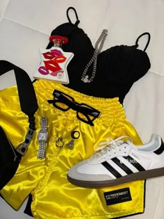 Yellow Outfit Inspo Aesthetic, Partynextdoor Concert Outfit, Dance Wear Outfits, Summer Drip, Girl Bible