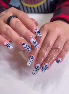 Tequila Inspired Nails, Blue Mexican Nails, Spanish Tile Nails, Talavera Nails, Mexican Inspired Nails, Brown Nails For Fall, Talavera Nail Art, Short Fall Nail Designs, Short Fall Nail