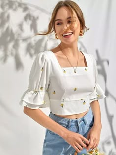 Crop Tops For Women Stylish, New Trend Tops For Women, Shirt Top Designs For Women, Trendy Crop Tops For Women, Fancy Top For Girl, Aesthetic Tops For Women, New Crop Top Designs, Trendy Tops For Women Classy, New Fancy Top Design