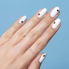 Stars White nail art, White nail designs, White nails Christmas Manicure, Elegant Nail Art, Olive And June, White Nail Art, White Nail Polish, July Nails, White Nail Designs, Halloween Nail Art, Elegant Nails