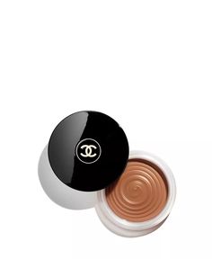 CHANEL - LES BEIGES Healthy Glow Bronzing Cream Foundation Blending Brush, Chanel Brushes, Chanel Foundation, Chanel Cosmetics, Chanel Les Beiges, Too Faced Bronzer, Hi Fashion, Makeup Lips, Shopping Chanel