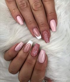 Pink Trendy Nails Short Square, Bright Summer Nails 2023, Summer Nails Coffin, Pink Tip Nails, Summer Nails 2023, Nails Art Designs, Summer Nail Designs, Bright Summer Nails, Hippie Nails