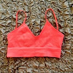 Nwot Fp Intimately Seamless Lowback Bralette. Coral Pink/Orange. Summer Color! Pink Triangle Top Bra With Adjustable Straps, Pink Top With Removable Bra Pads For Spring, Pink Tops With Removable Bra Pads For Spring, Summer Workout Bra With Adjustable Straps, Pink Stretch Crop Top With Straps, Pink Workout Bra With Adjustable Straps, Pink Crop Top With Built-in Bra For Vacation, Pink Fitted Workout Bra, Spring Sports Bra With Removable Pads