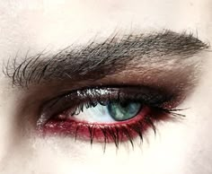 Teknik Makeup, Drag Make-up, Vampire Makeup, Dope Makeup, Make Up Inspo, Edgy Makeup, Black Makeup, Goth Makeup