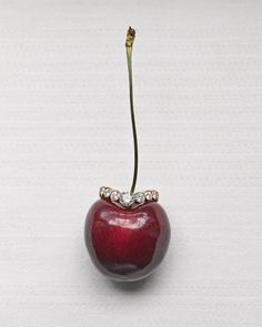 Cherry Ring, Girl Emoji, Sophie Bille Brahe, Vvs Diamond, Heritage Jewellery, Fruit Jewelry