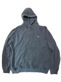 Vintage Vtg Nike Logo Check Hoodie Sweatshirt Sz Medium Pullover Blue Men’s. Condition is pre owned Shipped fast with USPS priority mail Cropped Hoodies Men, Vintage Blue Hoodie For Sports, Vintage Hoodie Outfit, Guys Hoodies, Bf Christmas, Christmas Loft, Shifting Clothes, 2000s Hoodie, Baggy Clothing