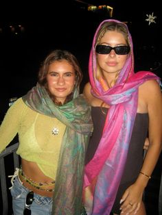 #raveoutfits #concertoutfitideas #edmmusic #disco #scarfhairstyles #musicfestivaloutfits #musicfestivalfashion Y2k Outfits Festival, Empire Of The Sun Concert Outfit, Scarf Festival Outfit, Boho Outfits Festival, Keinemusik Outfit Women, Fisher Concert Outfit, Zedd Concert Outfit, Colourful Festival Outfit, Aussie Festival Outfit