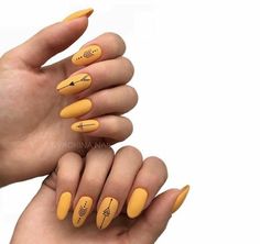 59+ Mejores Diseños de Uñas en Tendencia (2019) Yellow Nail Art, Yellow Nails Design, Yellow Nail, New Nail Designs, Super Nails, Yellow Nails, Minimalist Nails, Perfect Nails, Trendy Nails