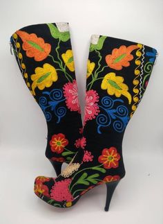 These are genuine leather high heel custom made boots. Made with genuine leather, suzani embroidered velvet, special sole, ykk zipper. There is every size is available, 6 us to 10.5 us, 36 eu to 42 eu. There is high heel 3 inch, 7 cm. Zipper is on back side. Water proof, wearable under the rain, sunshine, snow. İf you would like to get wider calf please send us your calf circle measurments. Note: The pair you receive may be similar but not identical to any photos on our website. CUSTOMIZE Would Fitted Multicolor Snip Toe Boots, High Heel Winter Festival Boots, Traditional Fitted Boots With Round Toe, Traditional Boots For Festival, Traditional Fitted Boots For Festival, Traditional Multicolor Leather Boots, Traditional Winter Boots, Traditional Multicolor Boots With Round Toe, Traditional Handmade Closed Toe Boots