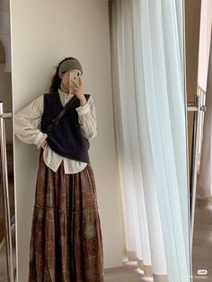 Long Skirt Winter, Modesty Outfits, Long Skirt Outfits, Maxi Skirt Outfits, Hijabi Outfits, Hijab Fashion Inspiration, Modest Fashion Outfits, Skirt Outfit, 가을 패션