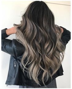 Mushroom Melt Hair, Balayage Ash Brown Blonde, Brown With Platinum Balayage, Dark Brown Hair Balayage Curtain Bangs, Shadow Root Black To Brown, Black To Ash Blonde Balayage, Ash Brown Hair Dark Roots, Frosted Brunette Hair, Baylage Hair Dark