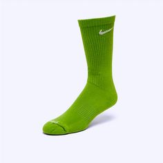 1 Pair/Set Of Green Nike Crew Sock Size 8-12 High One Sizes Fits Most Unisex Shade Of Greens Sock W White Nikes Swoosh Logo Condition: Brand New & Unworn Item Is New Without Tags *Satisfaction Is 100% Guaranteed* Additional Notes: Guaranteed To Be 100% Authentic Nike Merchandise (Purchased From An Authorized Nike Retailer) Nike Non-slip Casual Socks, Nike Casual Non-slip Socks, Casual Non-slip Nike Socks, Sporty Green Socks For Spring, Green Non-slip Sports Socks, Black Nike Socks, Nike Visor, Nike Crew Socks, Nike Golf Hat