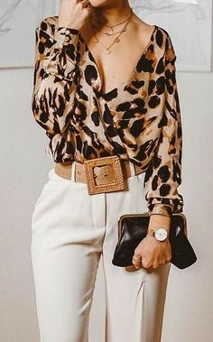 Printed Dresses For Women, Leopard Print Outfits, Animal Print Outfits, Dresses For Wedding, Printed Dresses, Classy Casual Outfits, Casual Chic Outfit, Fashion Mistakes