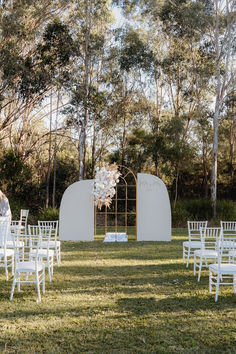 Gold Metal Backdrop Stand, White Backdrop Cover, White Chair Cushion