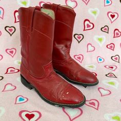 Vintage Cowtown Red Leather Western Cowgirl Boots  Brand - Cowtown Tag Size - 5 1/2 (Womens) Good condition - has wear/paint scuffing as seen in pics Measurements  Outer sole - 10.25 in Insole - 9.5 in Heel - 1 in Full boot length - 9.5 in #vintagewesternboots #redwesternboots #redleatherboots #westernboots #90scowgirlboots Classic Red Boots For Rodeo, Red Boots For Rodeo In Winter, Red Western Boots With Round Toe, Vintage Red Winter Boots, Fitted Red Vintage Boots, Country Style Fitted Moto Boots With Round Toe, Vintage Red Boots For Fall, Red Boots With Reinforced Snip Toe, Red Leather Boots