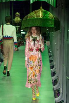 Botanical Fashion, John Galliano, Fashion Editorial, Business News, Couture Fashion, Look Fashion