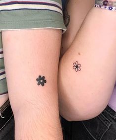 Best Friend Tattoo Matching Friendship Tattoos, Pair Tattoos, Twin Tattoos, Cute Matching Tattoos, Matching Friend Tattoos, Small Matching Tattoos, Bestie Tattoo