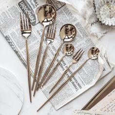 Mirror Silver Cutlery Stainless Steel Fork Knives Spoons Dinnerware Set Portable Kitchen Tableware Set Bright Silver Cutlery Set Cheap Dinnerware Sets, Black Flatware, Gold Spoon, Spoon Gifts, Silver Cutlery, Stainless Steel Cutlery, Silver Flatware, Stainless Steel Flatware, Forks And Spoons