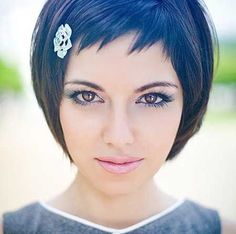 Latest Bob Hairstyles, Kort Bob, Short Black Hair, Popular Short Hairstyles, Hair Styles 2014, Makijaż Smokey Eye, Short Bob Haircuts, Bob Hair