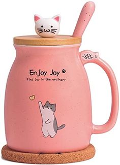 9 Amazing Kawaii Christmas Gifts You Can Buy Online #kawaii #kawaiigifts #kawaiichristmas #christmasgifts #christmasgiftideas #cutegifts #pinkgifts #koreangifts #plushies #christmas Cat Cup, Chrismas Gifts, Cup Ceramic, Cat Coffee Mug, Glass Water Bottle, Cute Cups, Kawaii Cat, Cat Coffee