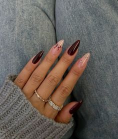 Nails Kutek Disney, Maroon Nails, Burgundy Nails, Xmas Nails, Classy Nails, Pretty Acrylic Nails, Short Acrylic Nails