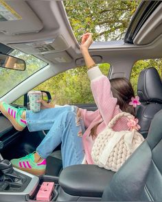 spring outfit #gazelle #springoutfit #aesthetic Pastel Shoes Outfit, Car Trip Outfit, Road Trip Aesthetic Outfit, Pink Gazelles, Adidas Gazelle Outfit, Mint Outfit, Portuguese Style, Gazelle Adidas, Samba Outfit