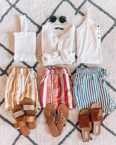 Women 30s, Cancun Outfits, Summer Outfits Women 30s, Vsco Outfits, Black Tees, Tank Top Outfits, Cruise Outfits, Outfits Black, Brunch Outfit