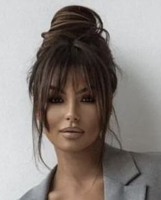 Block Fringe Hairstyles, Kim K With Bangs, Bangs And Bun Hairstyle, Messy Bun With Bangs, Fringe Ideas, Dark Hair Pale Skin, Cute Bangs, Bangs Hairstyle, Ray Ray