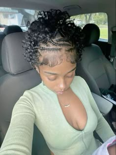 Short Natural Curly Hair, Twa Hairstyles, Natural Hair Short Cuts, Curly Hair Styles Easy, Natural Curls Hairstyles, Hairdos For Curly Hair, Natural Hair Styles Easy, Penteado Cabelo Curto