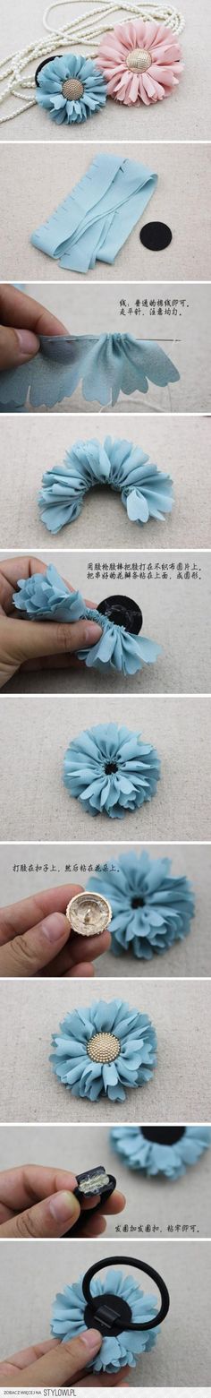 the instructions for how to make an easy flower decoration