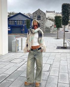 Fits Ideas, Latina Outfits, Scarf Outfit, Streetwear Mode, Street Style Winter