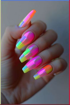 Neon Sparkly Nails, Jelly Polish Nail Ideas, Simple Neon Nails, Neon Light Nails, Black And Neon Nails, Neon Chrome Nails, Neon Nail Art Designs, Nails Jelly, Nails Vacation