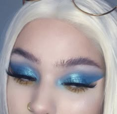 Make Up Color, Swag Makeup, Ethereal Makeup, Edgy Makeup, Kesha, Blue Eyeshadow, Blue Cat, Eye Makeup Tips, Eye Makeup Art