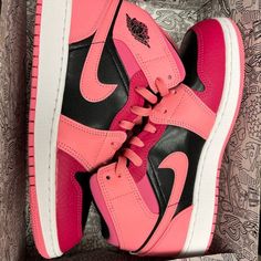 Size 5.5y = Women’s Eur38 Authentic/ Brand New / Never Worn ** Not Include Box ** Cute Jordan 1s, Nike Air Jordan Mid, Air Jordan 1s, All Nike Shoes, Nike Air Jordan 1 Mid, Jordan 1s, Cute Nike Shoes, Cute Nikes, Nike Air Jordan 1